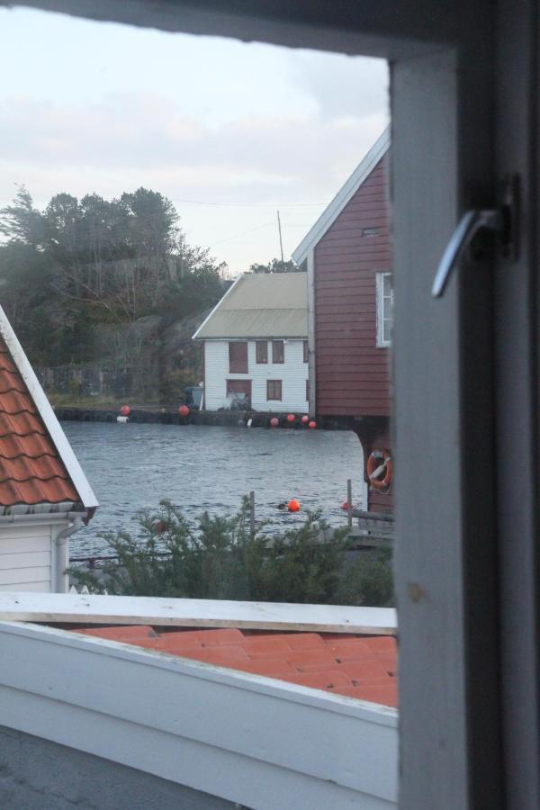 Gamle Apoteket I Gamle Skudeneshavnアパートメント エクステリア 写真